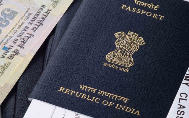 Một hộ chiếu Ấn Độ.