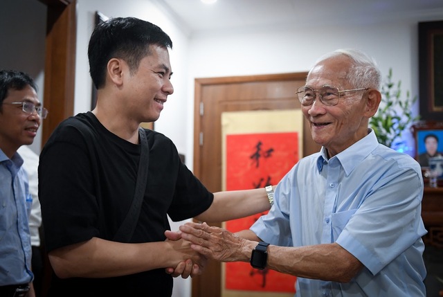 Giáo sư Nguyễn Xuân Thu và cuộc “vật lộn” đưa trường quốc tế đầu tiên về Việt Nam - Ảnh 2.