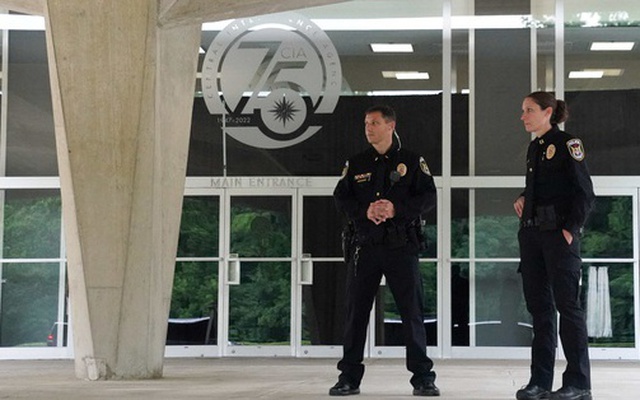 Lực lượng an ninh tại trụ sở CIA ở Langley, bang Virginia, Mỹ. Ảnh: Reuters