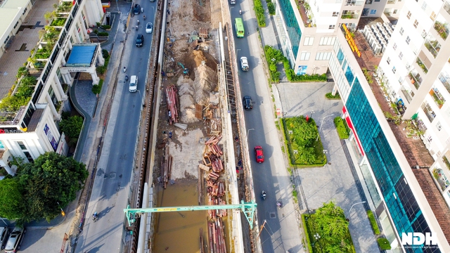 Dự án hầm chui Lê Văn Lương: Đã đục thông hai ống hầm, dự kiến về đích trong tháng 10 - Ảnh 9.