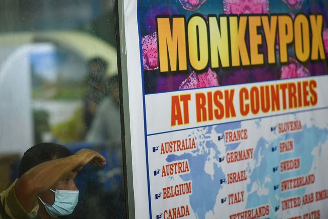 Đậu mùa khỉ: Từ ca nhiễm đầu tiên ở châu Phi đến tình trạng y tế khẩn cấp toàn cầu - Ảnh 2.