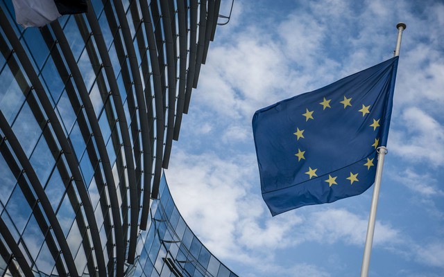 Các nhà lập pháp EU đã bỏ phiếu thông qua hai đạo luật công nghệ lớn. (Ảnh: MacRumors)