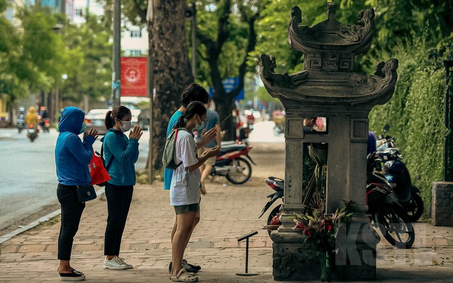 Những sự thật ít ai biết về tấm bia Hạ Mã trước cổng Văn Miếu - Quốc Tử Giám - Ảnh 2.