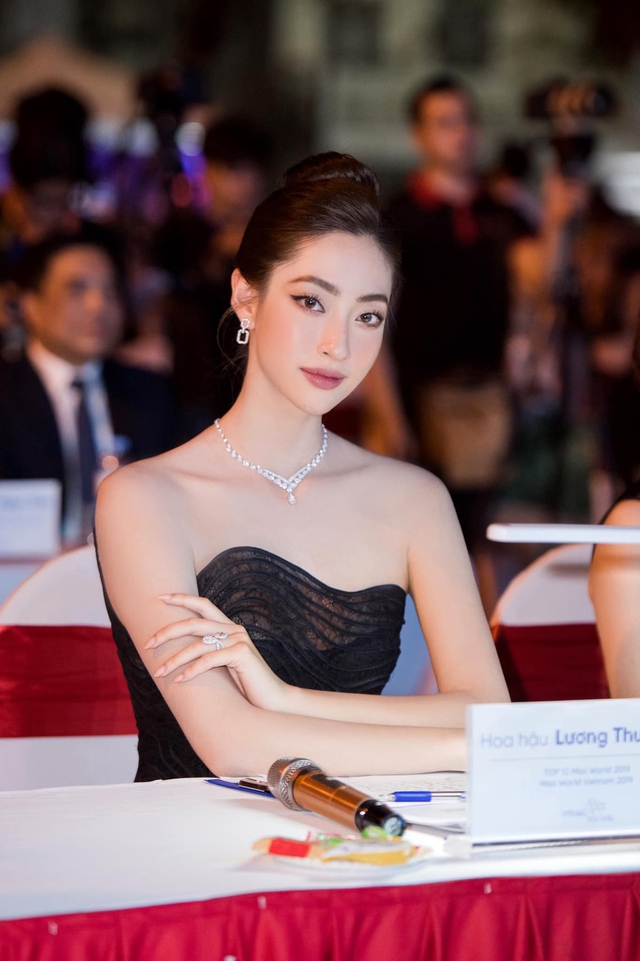  Top 3 Miss World Vietnam 2019 của hiện tại: Lương Thùy Linh là CEO hai công ty, 2 Á hậu người làm ca sĩ, người làm dâu hào môn - Ảnh 3.