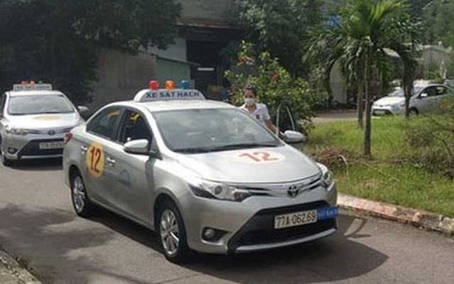 Học viên thi sát hạch lái xe tại Trung tâm Đào tạo nghiệp vụ giao thông vận tải Bình Định