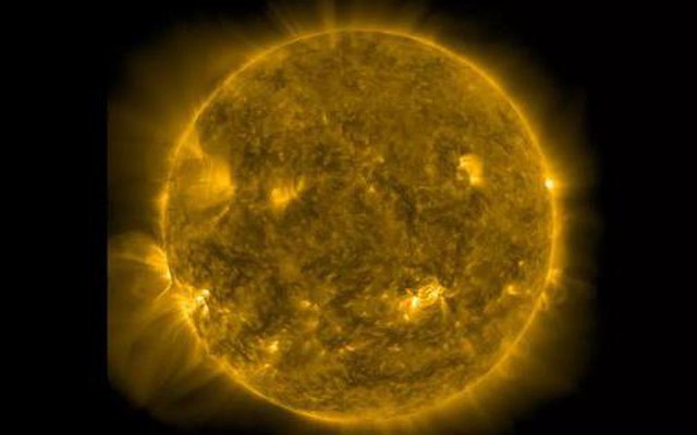Một mặt của Mặt Trời, gần với phía hướng về Trái Đất - Ảnh: SDO/NASA