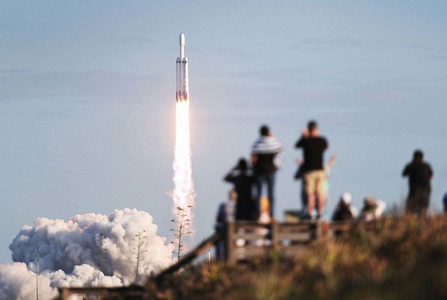 Chuyện về một startup hành không vũ trụ từng khiến Elon Musk kiêng dè  - Ảnh 4.