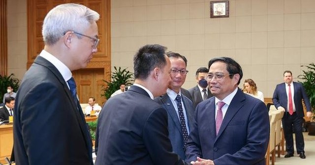 Thủ tướng Phạm Minh Chính và các đại biểu tham dự hội nghị (Ảnh: Nhật Bắc)