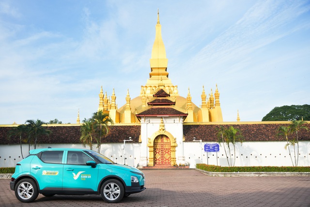 Taxi điện của tỷ phú Phạm Nhật Vượng chính thức xuất hiện tại Lào, mở đầu cho hành trình chinh phục thị trường quốc tế - Ảnh 6.