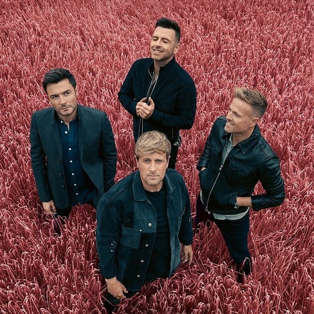 Nữ ca sĩ 22 tuổi sẽ hát mở màn đêm diễn của Westlife tại Việt Nam là ai?  - Ảnh 1.