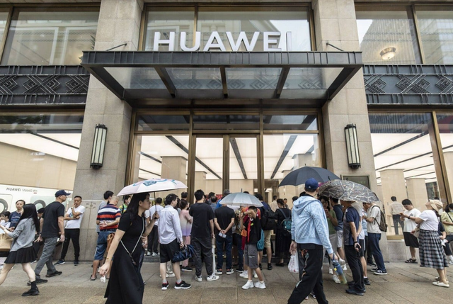 iPhone bị thất sủng ở Trung Quốc, Huawei và Xiaomi lên ngôi: Cơn ác mộng của Apple đang đến gần - Ảnh 2.