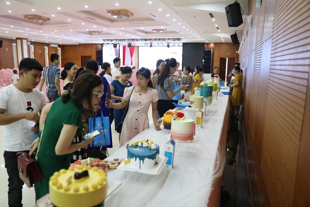 Tân Nhất Hương đã thu được nghìn tỷ từ thị trường ngách kem trang trí bánh như thế nào? - Ảnh 5.