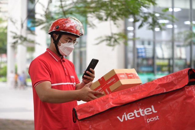 Top công ty uy tín ngành logistics 2023: Viettel tiếp tục dẫn đầu nhóm chuyển phát nhanh, Tổng công ty Hàng hải Việt Nam đứng số 1 nhóm vận tải hàng hóa - Ảnh 1.
