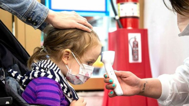 Bất ngờ bùng phát hội chứng phổi trắng, trẻ em cấp cứu trong tình trạng không thở được: Dấu hiệu nhận biết bệnh là gì? - Ảnh 3.