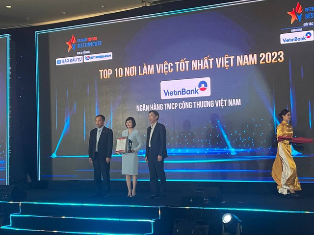 TOP 500 nhà tuyển dụng hàng đầu Việt Nam: Thu nhập bình quân đạt 19,86 triệu đồng/người/tháng, gấp 3 lần thu nhập bình quân cả nước - Ảnh 1.