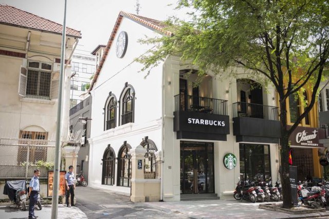 Giải &quot;nỗi oan&quot; 10 năm của Starbucks tại thị trường Việt Nam: Sử dụng nguyên liệu đắt gấp đôi nhưng vẫn bị &quot;chê&quot; nhạt nhẽo - Ảnh 2.