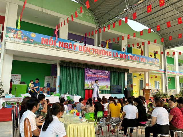 2.600 trẻ em mầm non tỉnh Tuyên Quang được Vinamilk khám sức khỏe và tư vấn dinh dưỡng - Ảnh 1.