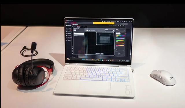 Mãn nhãn với loạt laptop tại CES 2024: Laptop 3D, hai màn hình, chạy song song Windows và Android - Ảnh 3. Mãn nhãn với loạt laptop tại CES 2024: Laptop 3D, hai màn hình, chạy song song Windows và Android - Ảnh 3.