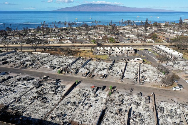 Nóng: Jeff Bezos dính bê bối từ thiện, cam kết quyên góp 100 triệu USD cho vụ cháy rừng Hawaii nhưng vài tháng trôi qua mà chẳng thấy đâu - Ảnh 2.