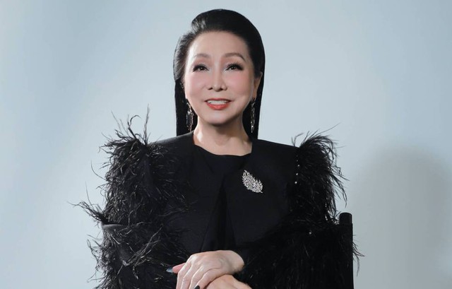 Một nghệ sĩ của Việt Nam lọt Top 50 phụ nữ châu Á có tầm ảnh hưởng năm 2024: Được mệnh danh là &quot;cải lương chi bảo&quot;, tuổi 79 vẫn kết hợp với các ca sĩ trẻ đoạt giải TikTok Awards  - Ảnh 2.