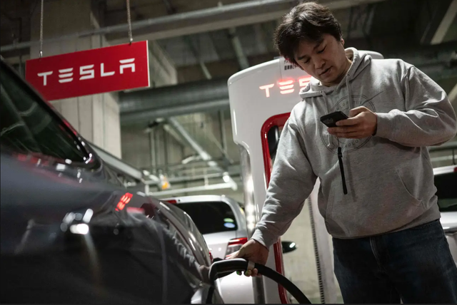 Elon Musk cũng phải ‘bó tay’ với Nhật Bản: Từng dự đoán đây sẽ là thị trường xe điện lớn nhất của Tesla sau Mỹ để rồi ngậm ngùi bắt tay với Trung Quốc - Ảnh 2.