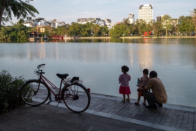 Hỏi nhanh người dân yêu Hà Nội nhất vì điều gì: Thì ra là những thứ rất bình dị này!- Ảnh 6. Hỏi nhanh người dân yêu Hà Nội nhất vì điều gì: Thì ra là những thứ rất bình dị này!- Ảnh 6.