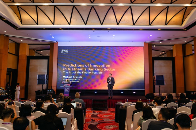 "Đại gia" công nghệ đẩy mạnh chuyển đổi số trong ngành ngân hàng Việt Nam- Ảnh 2. "Đại gia" công nghệ đẩy mạnh chuyển đổi số trong ngành ngân hàng Việt Nam- Ảnh 2.