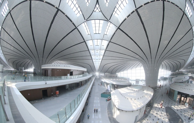 Trung Quốc làm siêu sân bay: Diện tích lên tới 47 km2, được xây từ 1,6 triệu m3 bê tông, 52.000 tấn thép, mất 5 năm để thực hiện - Ảnh 5.