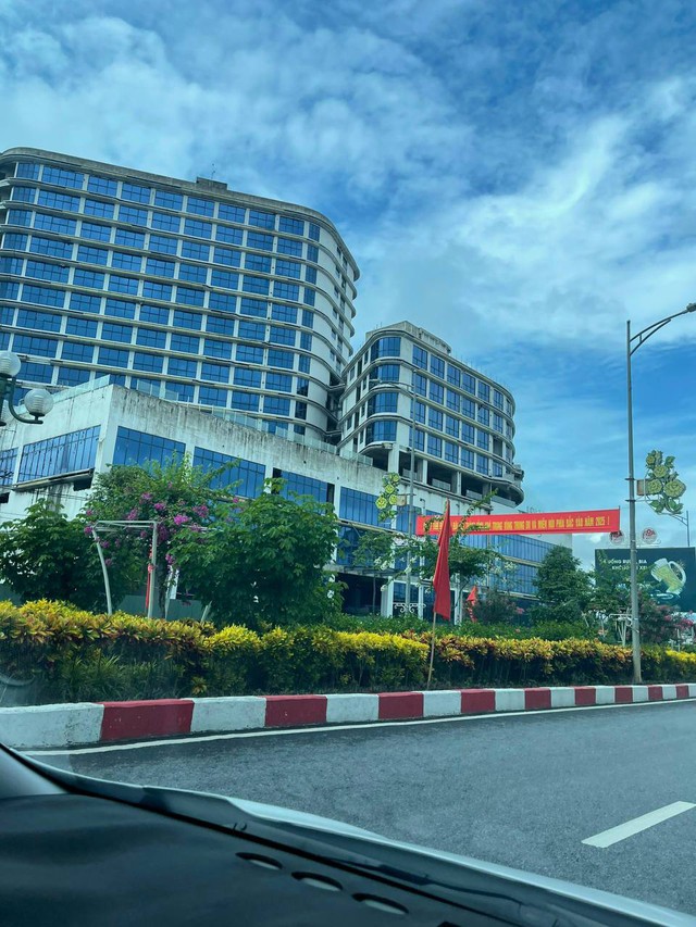 Cận cảnh dự án trung tâm thương mại, khách sạn Hoa Sen Yên Bái 1.200 tỷ đang muốn bán của ông Lê Phước Vũ - Ảnh 3.