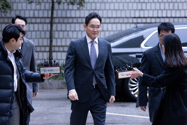 Chủ tịch Samsung trắng án  - Ảnh 1.
