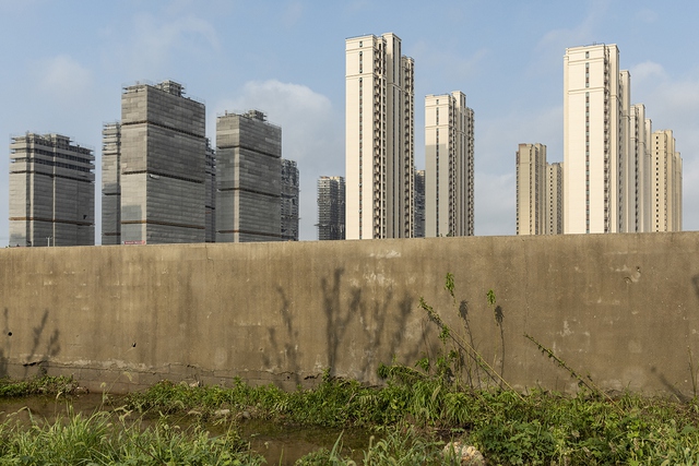 ‘Hãy giao nhà cho chúng tôi’- Tiếng kêu cứu từ những nạn nhân giận giữ trong cuộc khủng hoảng BĐS ở Trung Quốc - Ảnh 4.