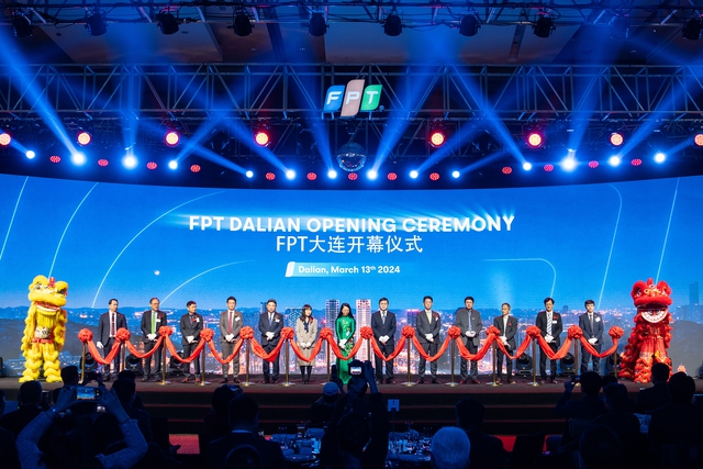 FPT mở chi nhánh tại Đại Liên, Trung Quốc, đặt cạnh văn phòng Amazon, KPMG, nhắm tuyển 3.000 nhân sự 3 – 5 năm tới - Ảnh 1.