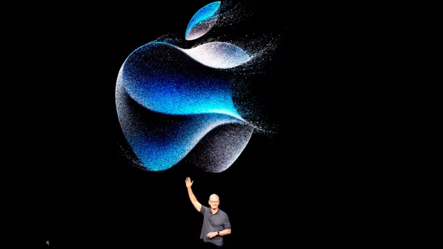 Sự hỗn loạn bên trong đế chế Apple: Đối mặt mối đe dọa chưa từng thấy trong kỷ nguyên iPhone, khiến Tim Cook lần đầu tiên 'phạm luật' - Ảnh 1.