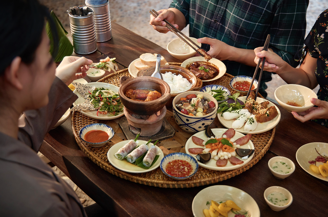 Traditional dishes that showcase the authentic taste of Ninh Binh food culture.