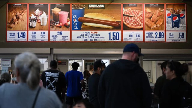 Lỗ hơn 7,4 nghìn tỷ mỗi năm để ‘câu khách’: Chiêu trò bán hàng đằng sau chiếc hotdog giá 37 nghìn đồng suốt 40 năm của chuỗi siêu thị nổi tiếng - Ảnh 3.