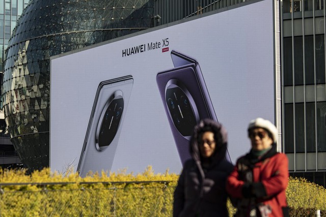 (Vân) Ông trùm Huawei của Trung Quốc đã trở lại và lợi hại hơn xưa: Lợi nhuận tăng hơn 144% bất chấp lệnh cấm từ Mỹ, đến cả mảng xe điện cũng tăng gấp đôi - Ảnh 2.