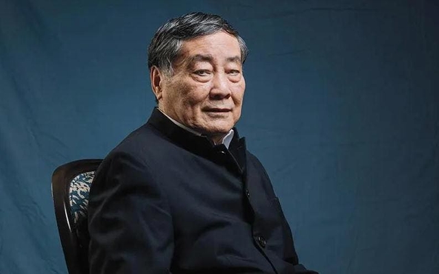 Tỷ phú giàu nhất Trung Quốc bị tố ‘đâm sau lưng’ cụ ông 79 tuổi đã qua đời để làm giàu: Chơi xấu ân nhân nhằm lập nên đế chế 63 tỷ USD, bị toàn mạng xã hội tẩy chay - Ảnh 2.