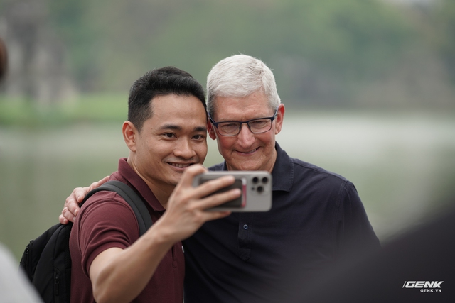 CEO Tim Cook hé lộ lý do bất ngờ: Vì sao người Việt đam mê đồ Apple đến vậy - Ảnh 5. CEO Tim Cook hé lộ lý do bất ngờ: Vì sao người Việt đam mê đồ Apple đến vậy - Ảnh 5.