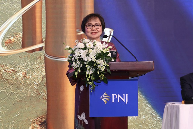 CEO PNJ Lê Trí Thông: Thay vì phòng thủ, chúng tôi tấn công, nỗ lực xuyên khó để giữ lời hứa với cổ đông, dự kiến chia cổ tức 20%  - Ảnh 2.