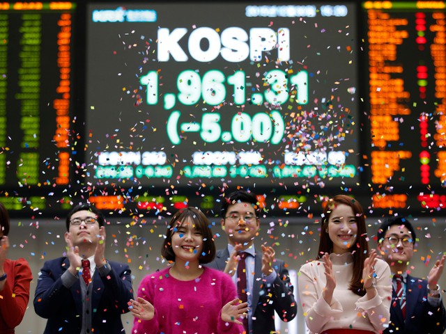 Cám cảnh chứng khoán Hàn Quốc: Cổ phiếu hấp dẫn nhưng nhà đầu tư nước ngoài không dám mua vì sợ Chaebol, bị bêu danh là ‘hàng giảm giá’ - Ảnh 1.