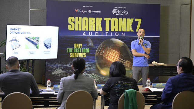 Shark Tank mùa 7 tổ chức tuyển chọn trực tiếp, lần đầu tiên áp dụng vé vào thẳng vòng ghi hình, startup bán quần áo trung niên thu về 85 tỷ/năm giành vé- Ảnh 1.