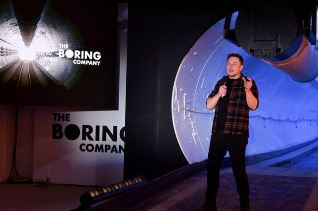 Vị trí CEO của Elon Musk tại Tesla lung lay, chủ tịch gợi nhắc về thời kỳ đen tối năm 2018- Ảnh 2.