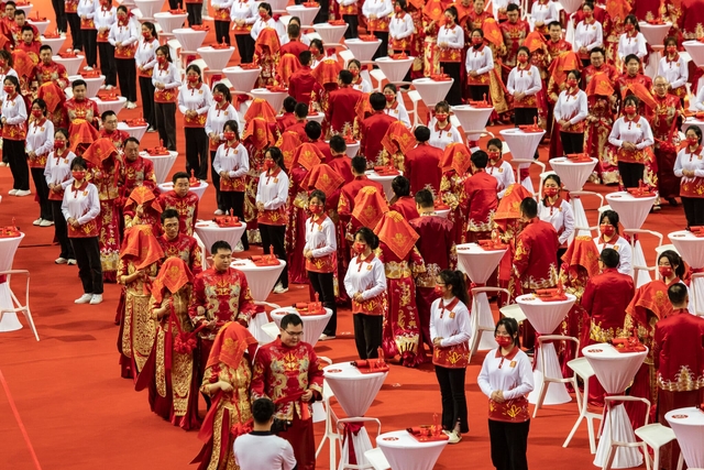 Tại sao 31 triệu đàn ông Trung Quốc khó tìm hạnh phúc: Mất cân bằng giới tính, tiền sính lễ quá cao và lối sống ham vật chất khiến nam giới phá sản chỉ để kiếm bạn gái - Ảnh 4. Tại sao 31 triệu đàn ông Trung Quốc khó tìm hạnh phúc: Mất cân bằng giới tính, tiền sính lễ quá cao và lối sống ham vật chất khiến nam giới phá sản chỉ để kiếm bạn gái - Ảnh 4.