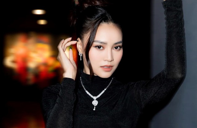 Vừa tuyên bố tạm rời showbiz để đi du học, Ninh Dương Lan Ngọc bất ngờ trở thành Đại sứ thương hiệu của Traveloka Việt Nam  - Ảnh 1.