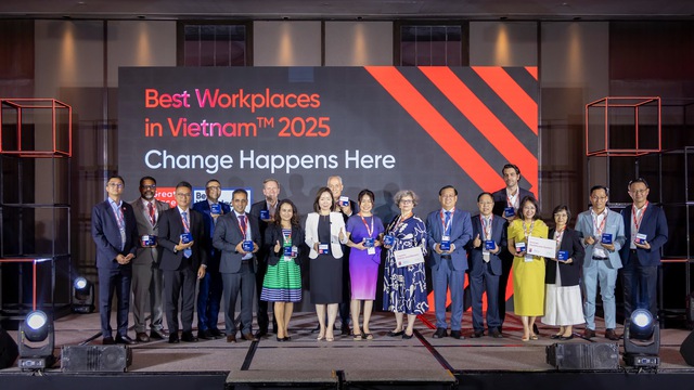 Lộ diện danh sách 25 nơi làm việc xuất sắc nhất Việt Nam 2025, có 3 thương hiệu khách sạn lớn góp mặt- Ảnh 2. Lộ diện danh sách 25 nơi làm việc xuất sắc nhất Việt Nam 2025, có 3 thương hiệu khách sạn lớn góp mặt- Ảnh 2.