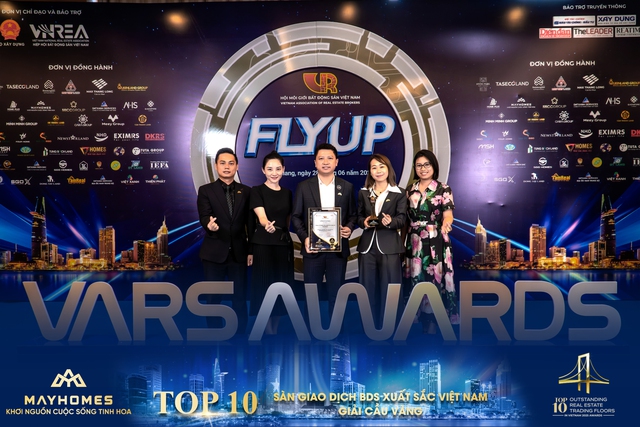 Top 10 toàn quốc – Mayhomes khẳng định vị thế tại VARS Awards 2025 - Ảnh 2.
