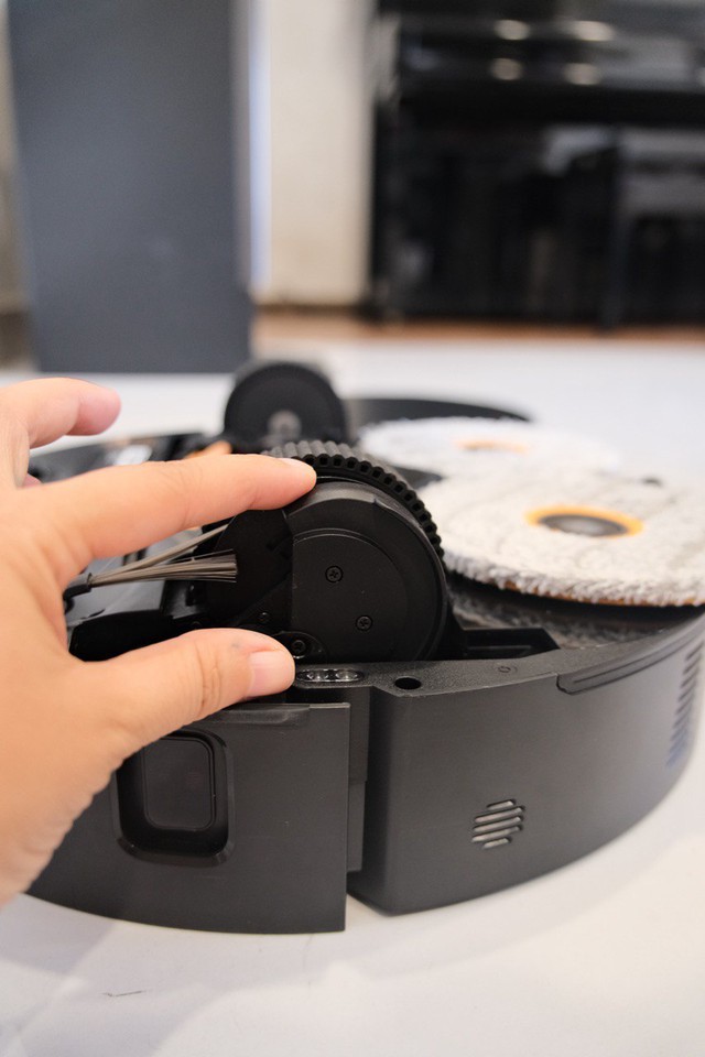 Khi Roborock, Ecovacs chưa kịp nâng chuẩn, Matrix10 Ultra đã đi trước một bước: Robot hút bụi biết thay giẻ, giặt 100°C và chăm sóc sàn gỗ - Ảnh 13.