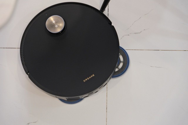 Khi Roborock, Ecovacs chưa kịp nâng chuẩn, Matrix10 Ultra đã đi trước một bước: Robot hút bụi biết thay giẻ, giặt 100°C và chăm sóc sàn gỗ - Ảnh 18.