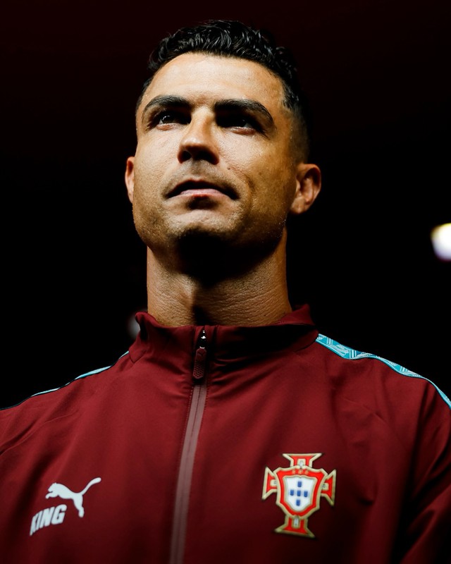 Ronaldo bị treo giò và bài toán khó nhất của mọi tổ chức: Quản trị "giai đoạn hoàng hôn" của một ngôi sao - Ảnh 4.