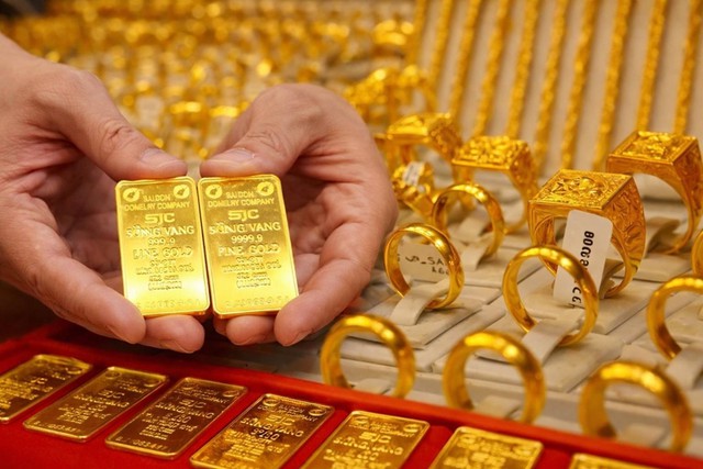 Người mua bán vàng cần chú ý: Giao dịch từ 5 triệu đồng/ngày phải thanh toán không tiền mặt - Ảnh 1.